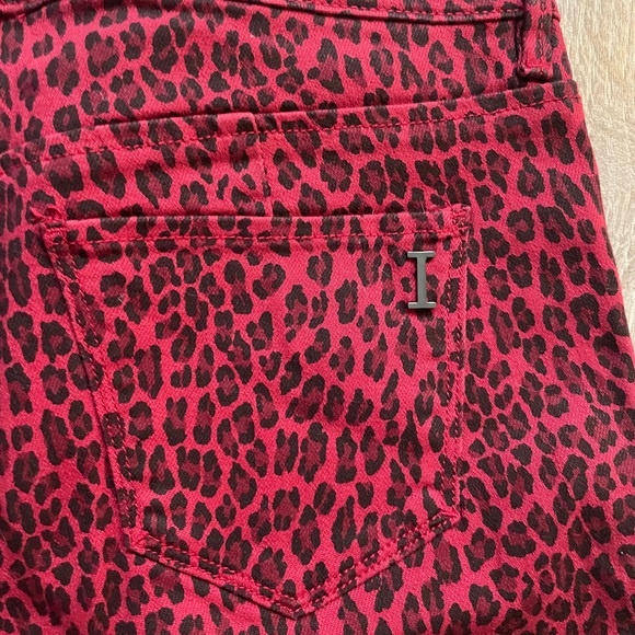 Isaac Mizrahi Jeans NWT Red Leopard Print - Picture 5 of 7